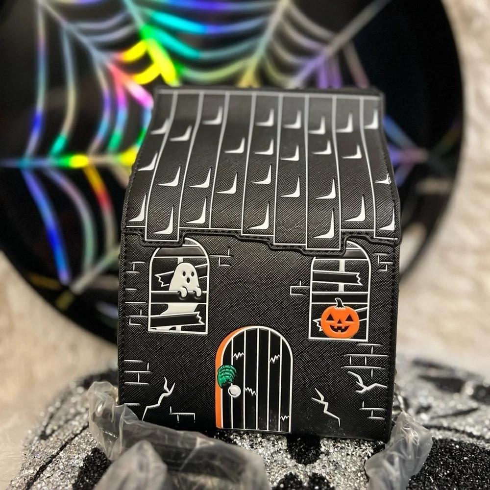 🎃🖤👻BNWOT-MAD ENGINE VIRAL HALLOWEEN SUPER CUTE HAUNTED HOUSE CROSSBODY 🎃🖤👻